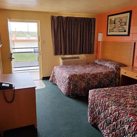 Parkview Motel Карлсбад Екстериор снимка